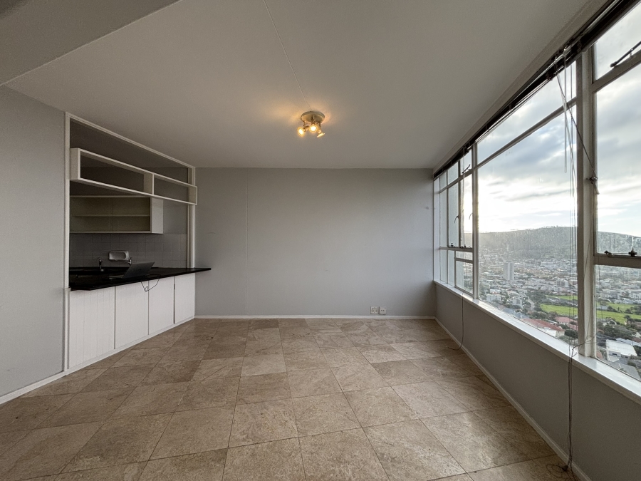 To Let 2 Bedroom Property for Rent in Vredehoek Western Cape